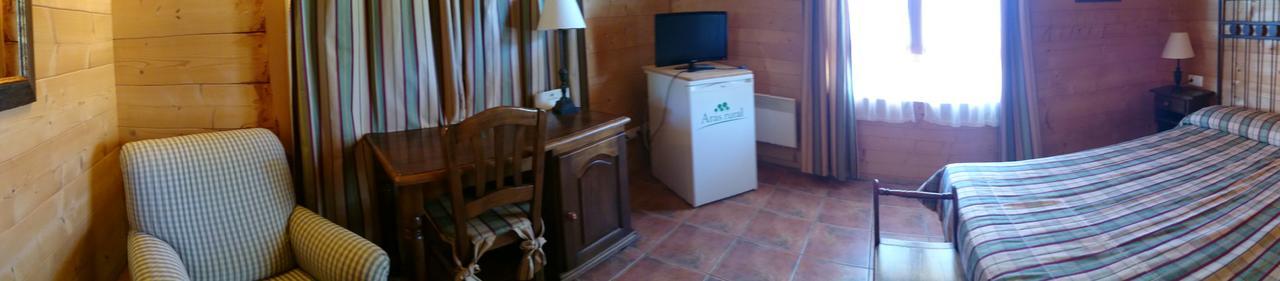 Aras Rural Guest House Aras De Los Olmos Bagian luar foto